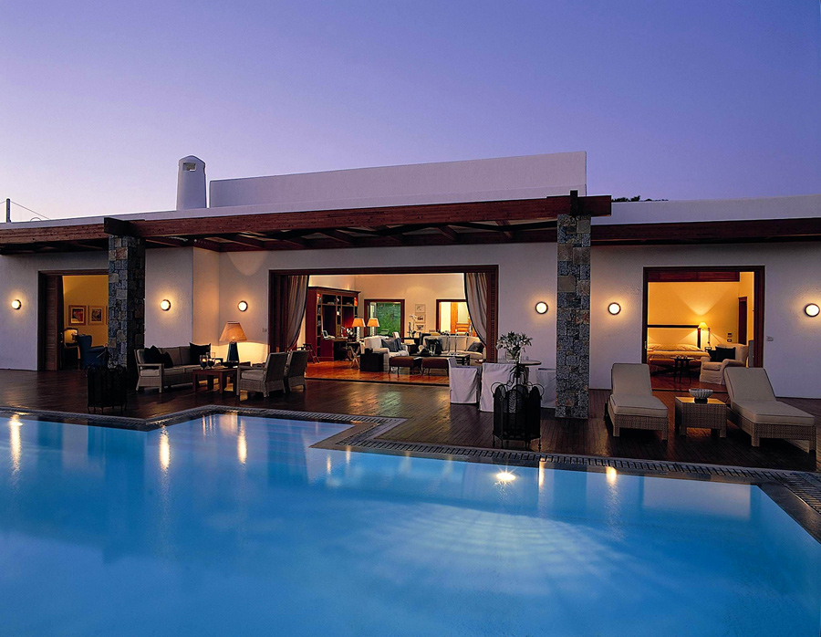 Royal    Grand Resort Lagonissi  , 